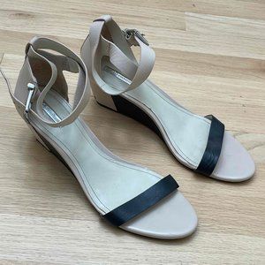BCBGeneration Wedge Sandals in black and cream; Size 11
